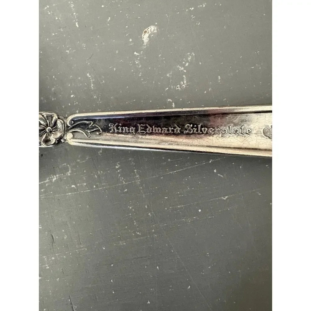 Antique Moss Rose Fish Serving Fork – King Edward Silverplate – S L & G H Rogers